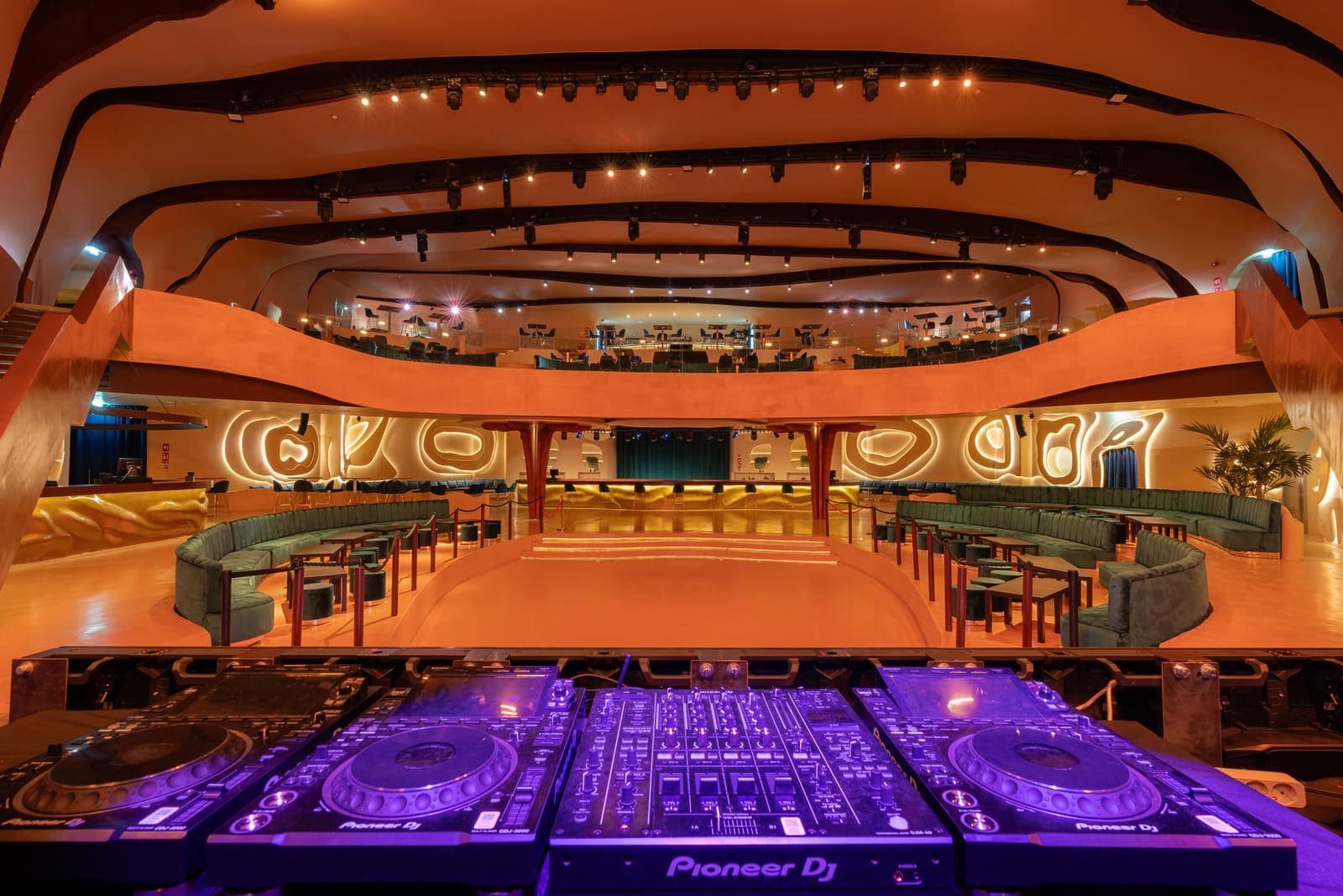 AMØK / Amok Nightclub